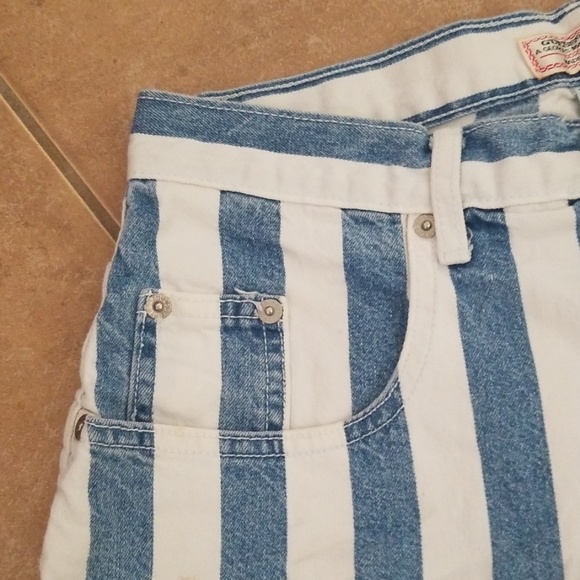 VTG Guess Highrise Striped Shorts - Picture 7 of 8